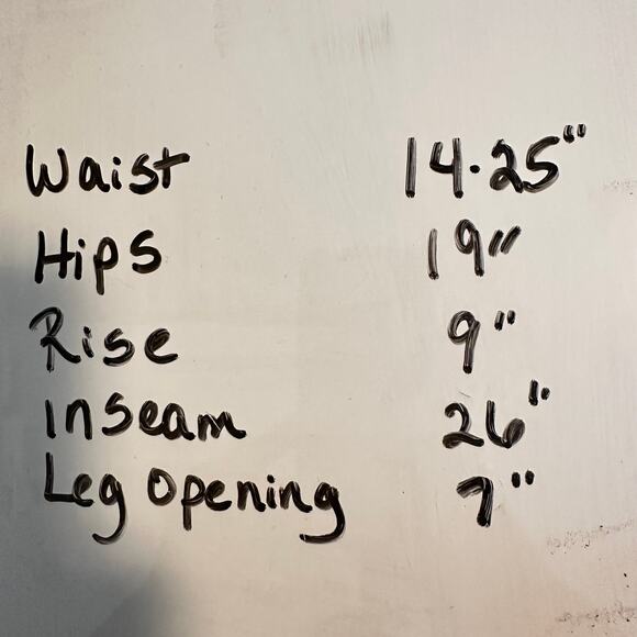 LOGO by Lori Goldstein Petite Shadow Patch Boyfriend Jeans Cropped Size 2P Boho - Picture 11 of 11